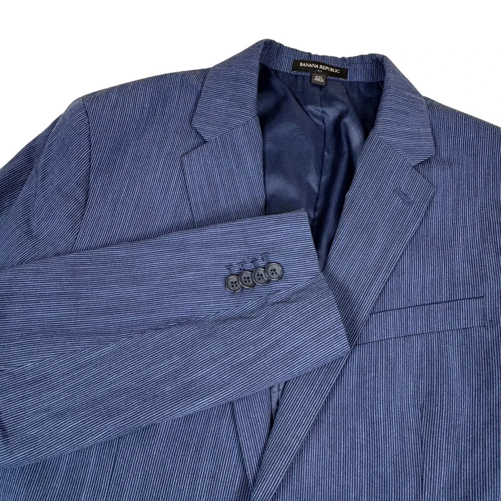 Banana Republic Slim Fit Mens Blazer 42L Striped Navy Blue Two‎ Button Jacket
